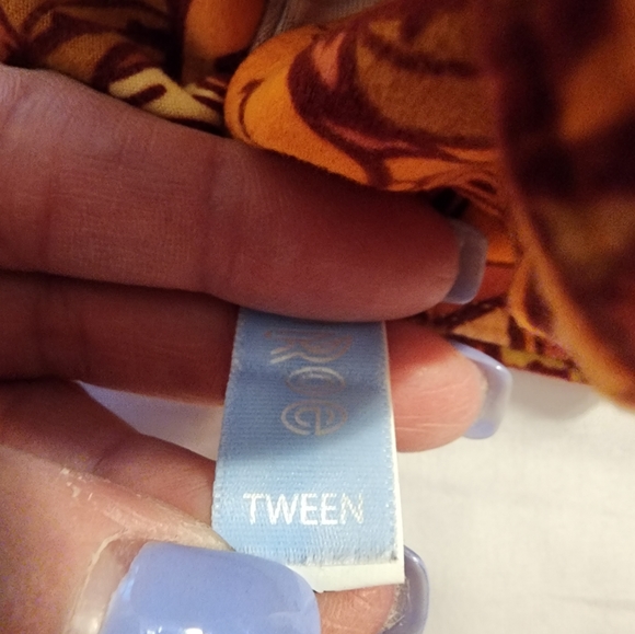 Tween LuLaRoe Leggings - Picture 2 of 3